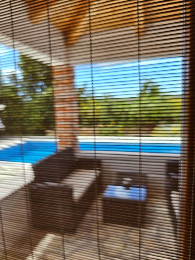 Holiday Homes Sintija Kampor ภายนอก รูปภาพ