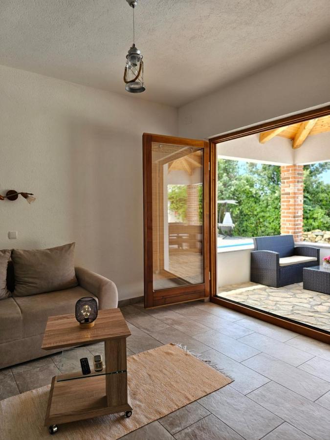 Holiday Homes Sintija Kampor ภายนอก รูปภาพ
